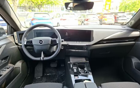 Opel Astra, 2026 год, 3 661 890 рублей, 9 фотография