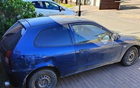 Mitsubishi Colt VI рестайлинг, 2002 год, 60 000 рублей, 4 фотография