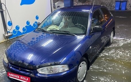 Mitsubishi Colt VI рестайлинг, 2002 год, 60 000 рублей, 6 фотография