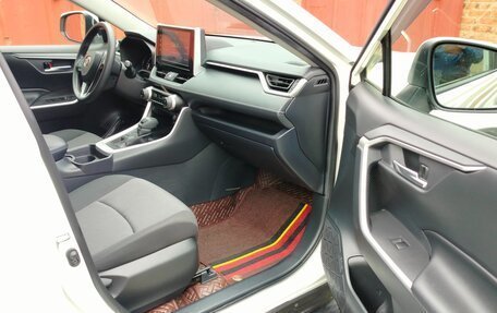 Toyota RAV4, 2019 год, 3 699 000 рублей, 14 фотография