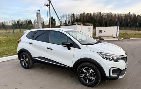 Renault Kaptur I рестайлинг, 2016 год, 1 450 000 рублей, 3 фотография