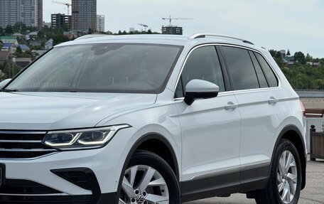 Volkswagen Tiguan II, 2021 год, 3 850 000 рублей, 6 фотография