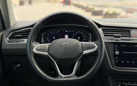 Volkswagen Tiguan II, 2021 год, 3 850 000 рублей, 4 фотография