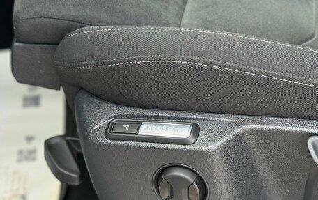 Volkswagen Tiguan II, 2021 год, 3 850 000 рублей, 36 фотография