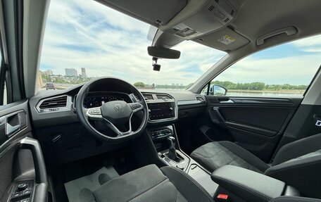 Volkswagen Tiguan II, 2021 год, 3 850 000 рублей, 32 фотография