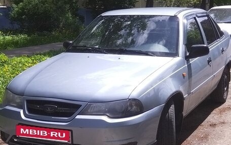 Daewoo Nexia I рестайлинг, 2012 год, 200 000 рублей, 3 фотография
