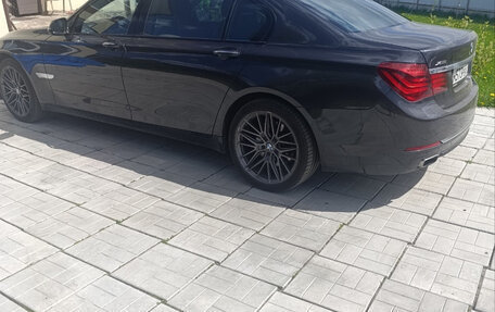 BMW 7 серия, 2014 год, 2 240 000 рублей, 2 фотография