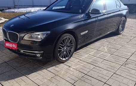 BMW 7 серия, 2014 год, 2 240 000 рублей, 3 фотография