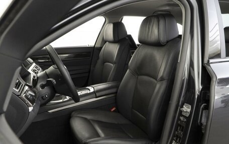 BMW 7 серия, 2014 год, 2 240 000 рублей, 9 фотография