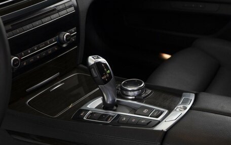 BMW 7 серия, 2014 год, 2 240 000 рублей, 12 фотография