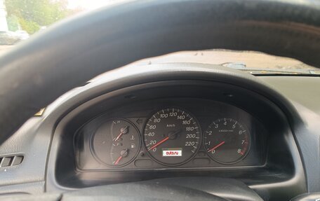 Mazda 323, 2001 год, 150 000 рублей, 8 фотография