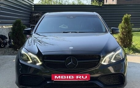 Mercedes-Benz E-Класс, 2013 год, 1 950 000 рублей, 2 фотография