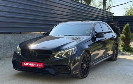 Mercedes-Benz E-Класс, 2013 год, 1 950 000 рублей, 3 фотография