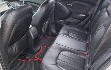 Hyundai Tucson III, 2011 год, 1 100 000 рублей, 5 фотография