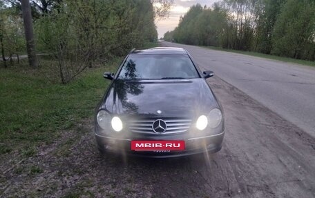 Mercedes-Benz CLK-Класс, 2004 год, 700 000 рублей, 3 фотография