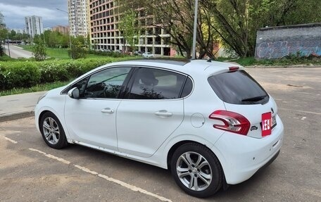 Peugeot 208 II, 2013 год, 550 000 рублей, 2 фотография
