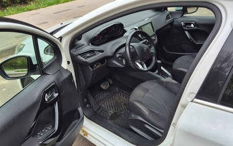 Peugeot 208 II, 2013 год, 550 000 рублей, 19 фотография