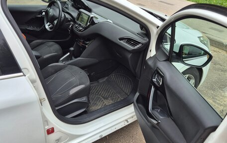 Peugeot 208 II, 2013 год, 550 000 рублей, 27 фотография