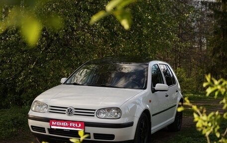 Volkswagen Golf IV, 1998 год, 345 000 рублей, 2 фотография