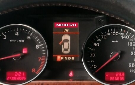 Audi A8, 2006 год, 850 000 рублей, 16 фотография