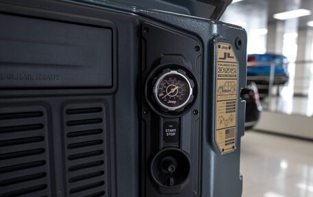 Jeep Wrangler, 2025 год, 17 750 000 рублей, 11 фотография