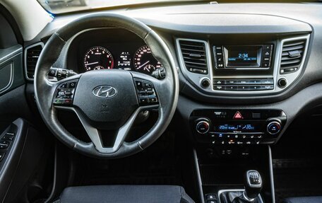 Hyundai Tucson III, 2016 год, 1 910 000 рублей, 18 фотография