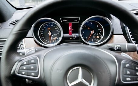 Mercedes-Benz GLS, 2017 год, 4 039 900 рублей, 15 фотография