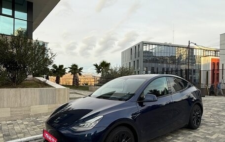 Tesla Model Y I, 2022 год, 4 000 000 рублей, 1 фотография