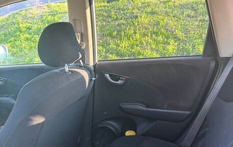 Honda Fit III, 2013 год, 600 000 рублей, 14 фотография