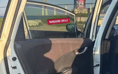 Honda Fit III, 2013 год, 600 000 рублей, 8 фотография