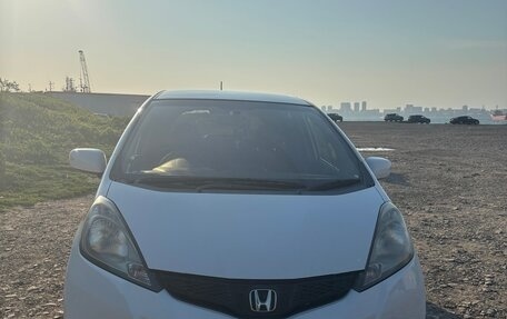 Honda Fit III, 2013 год, 600 000 рублей, 3 фотография