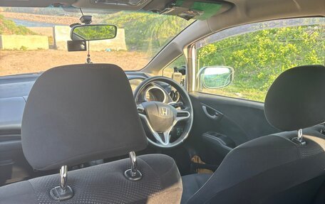 Honda Fit III, 2013 год, 600 000 рублей, 15 фотография