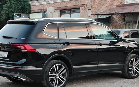Volkswagen Tiguan II, 2020 год, 3 000 000 рублей, 5 фотография