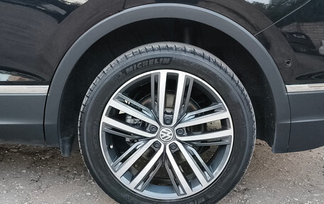 Volkswagen Tiguan II, 2020 год, 3 000 000 рублей, 7 фотография