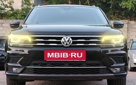 Volkswagen Tiguan II, 2020 год, 3 000 000 рублей, 2 фотография