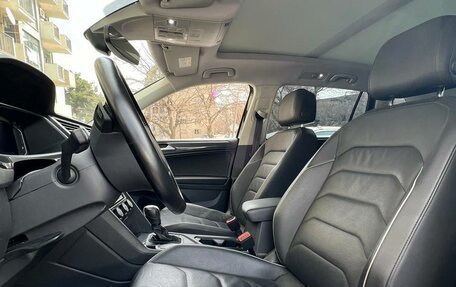 Volkswagen Tiguan II, 2020 год, 3 000 000 рублей, 14 фотография