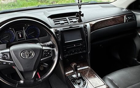 Toyota Camry, 2015 год, 2 150 000 рублей, 11 фотография