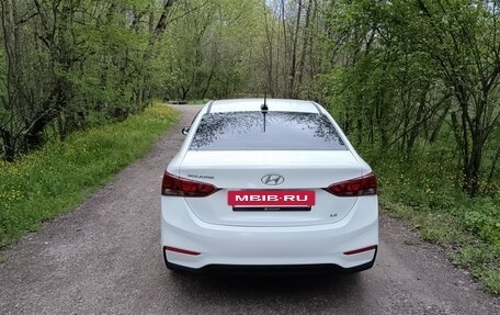 Hyundai Solaris II рестайлинг, 2017 год, 980 000 рублей, 6 фотография