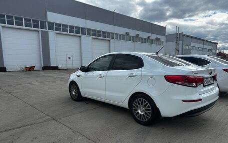 KIA Rio III рестайлинг, 2016 год, 1 230 000 рублей, 5 фотография