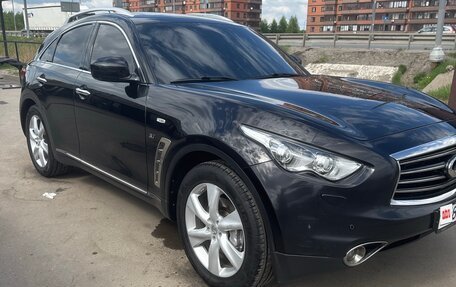Infiniti QX70, 2013 год, 2 100 000 рублей, 3 фотография
