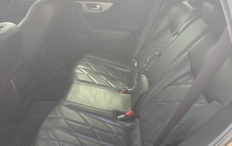 Infiniti QX70, 2013 год, 2 100 000 рублей, 7 фотография