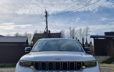 Jeep Grand Cherokee, 2022 год, 7 320 000 рублей, 3 фотография