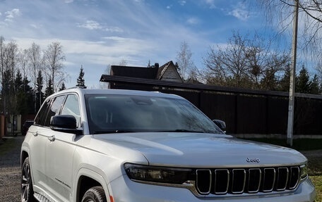 Jeep Grand Cherokee, 2022 год, 7 320 000 рублей, 4 фотография