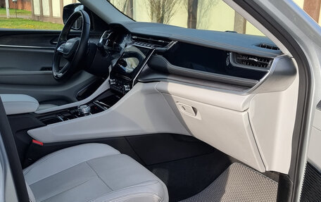 Jeep Grand Cherokee, 2022 год, 7 320 000 рублей, 25 фотография