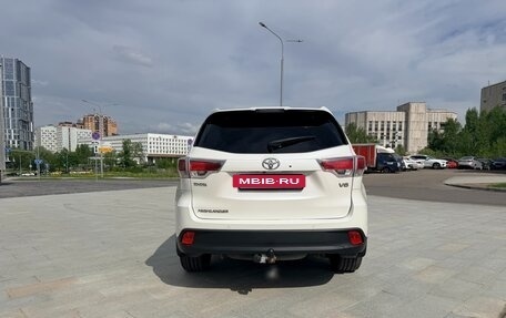 Toyota Highlander III, 2014 год, 3 250 000 рублей, 5 фотография