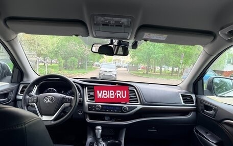 Toyota Highlander III, 2014 год, 3 250 000 рублей, 7 фотография