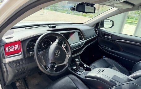 Toyota Highlander III, 2014 год, 3 250 000 рублей, 6 фотография