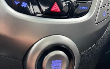 Hyundai Veloster I рестайлинг, 2012 год, 820 000 рублей, 5 фотография