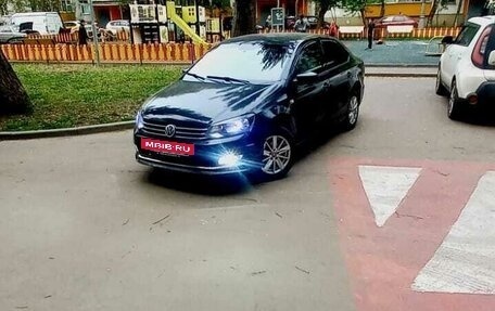 Volkswagen Polo VI (EU Market), 2015 год, 385 000 рублей, 4 фотография