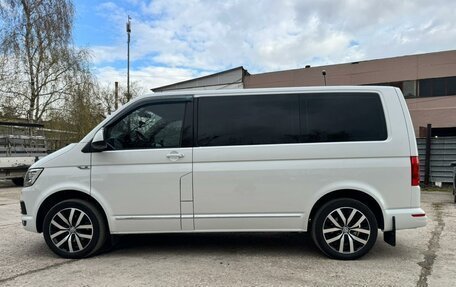 Volkswagen Caravelle T6 рестайлинг, 2018 год, 3 150 000 рублей, 7 фотография